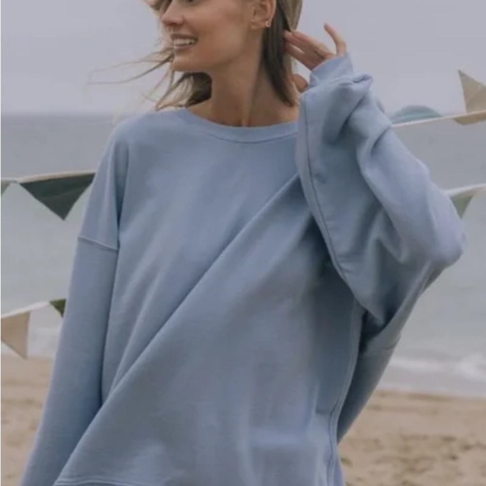 Daily drills oversized light blue crewneck